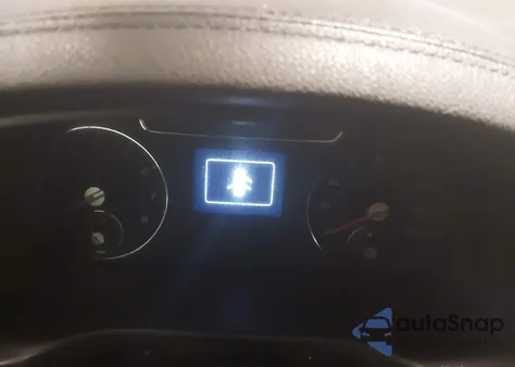 2018 Kia Sorento 3.3L Lx z USA, uszkodzony, nr VIN 5XYPG4A50JG394574